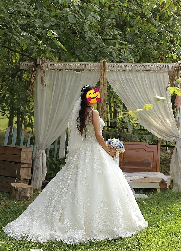 Acil ihtiyaçtan dolayı satılık gelinlik - Görsel 2