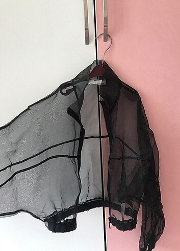 Bershka siyah tül bluz