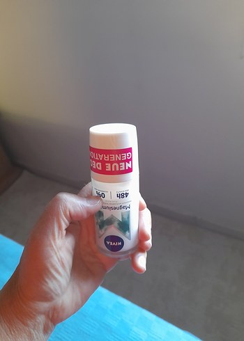 Beden Renk NIVEA MagnesiumDry Kadın Roll-On Deodorant 48 Saat
