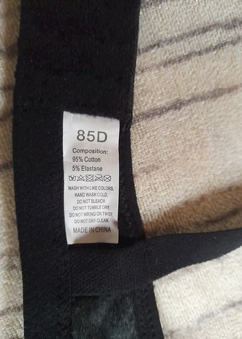 Gri ve Siyah Düz Spor Sütyenler - Görsel 4