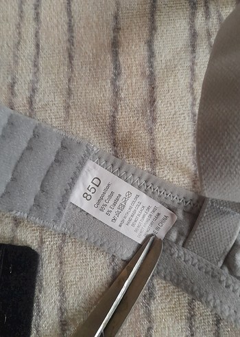 Gri ve Siyah Düz Spor Sütyenler - Görsel 8