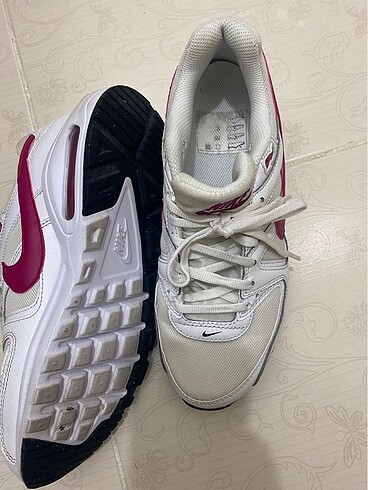 38,5 Beden Nike kadın spor ayakkabı