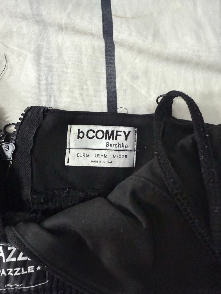 Siyah Kısa Goth Spor Sütyen - Görsel 2