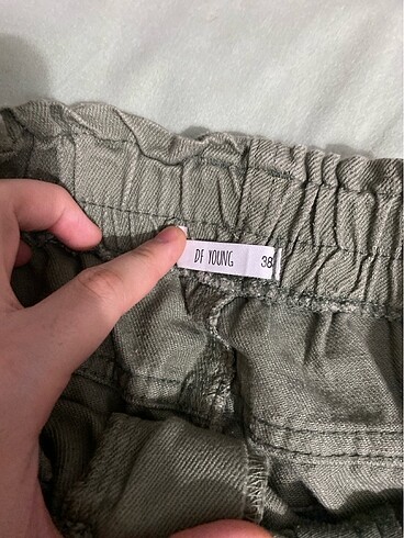 l Beden yeşil Renk Yeşil pantolon