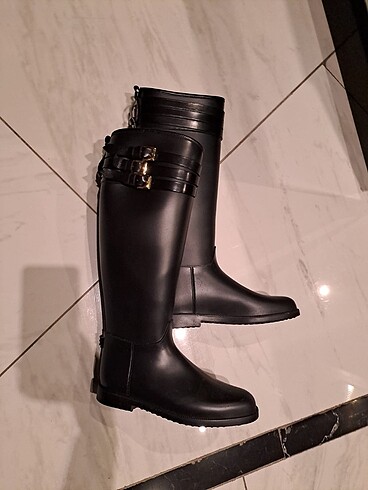 Burberry çizme 38