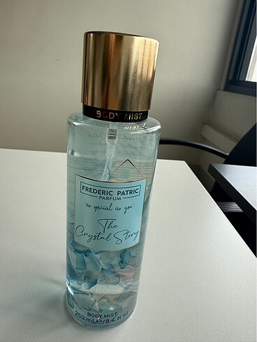 Frederic Patric body mist The Crystal Story