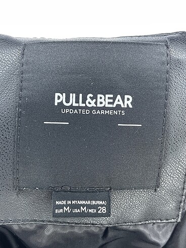 m Beden siyah Renk Pull and Bear Yelek %70 İndirimli.