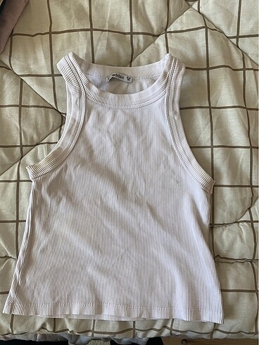 Beyaz crop top