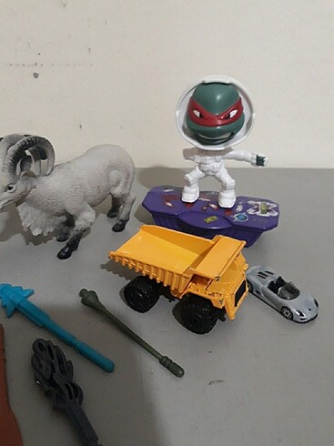  Beden ToyRus figür oyuncaklar 