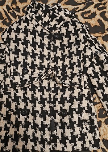 Kahverengi Yılan Desenli Kadın Kaban - Görsel 3