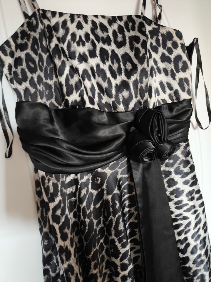 Leopar Desenli Siyah Midi Elbise - Görsel 3