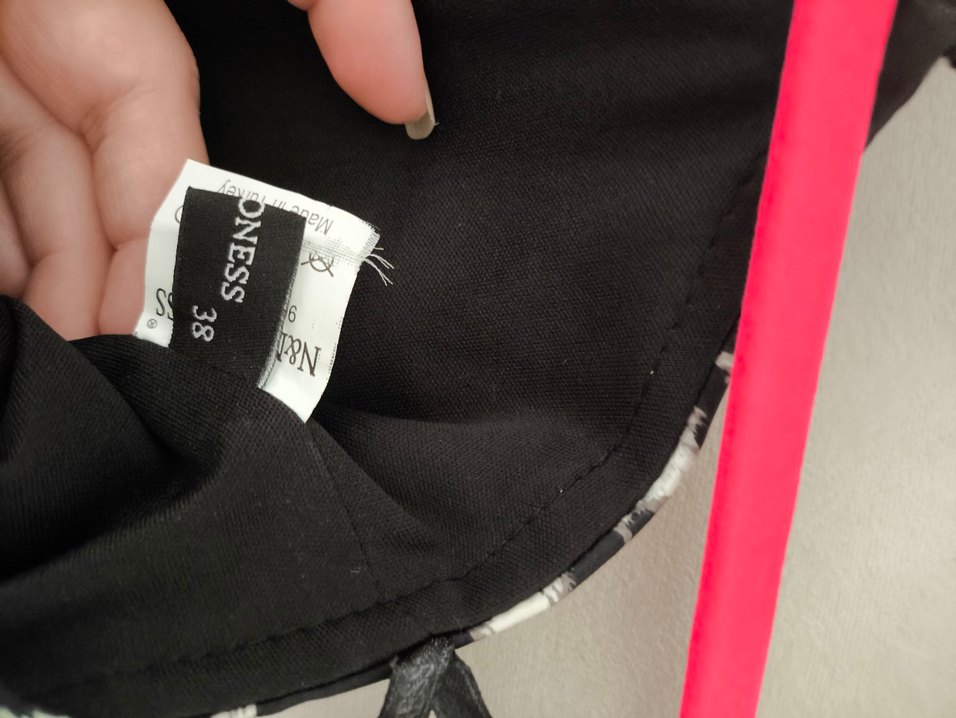 Leopar Desenli Siyah Midi Elbise - Görsel 4