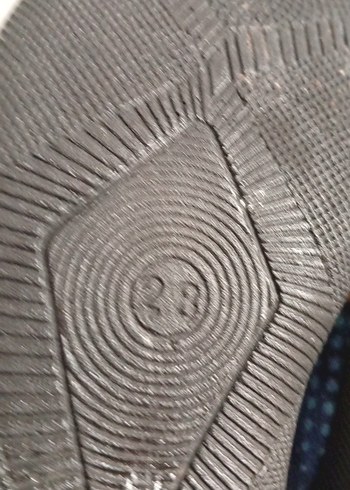 Renkli Baskılı Erkek Çocuk Kaydırmaz Terlik - Görsel 3