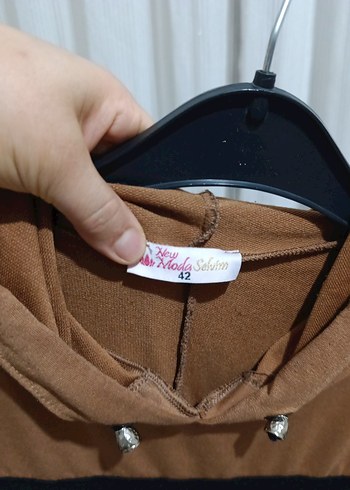 Kahverengi Uzun Kollu Kadın Tunik - Görsel 4