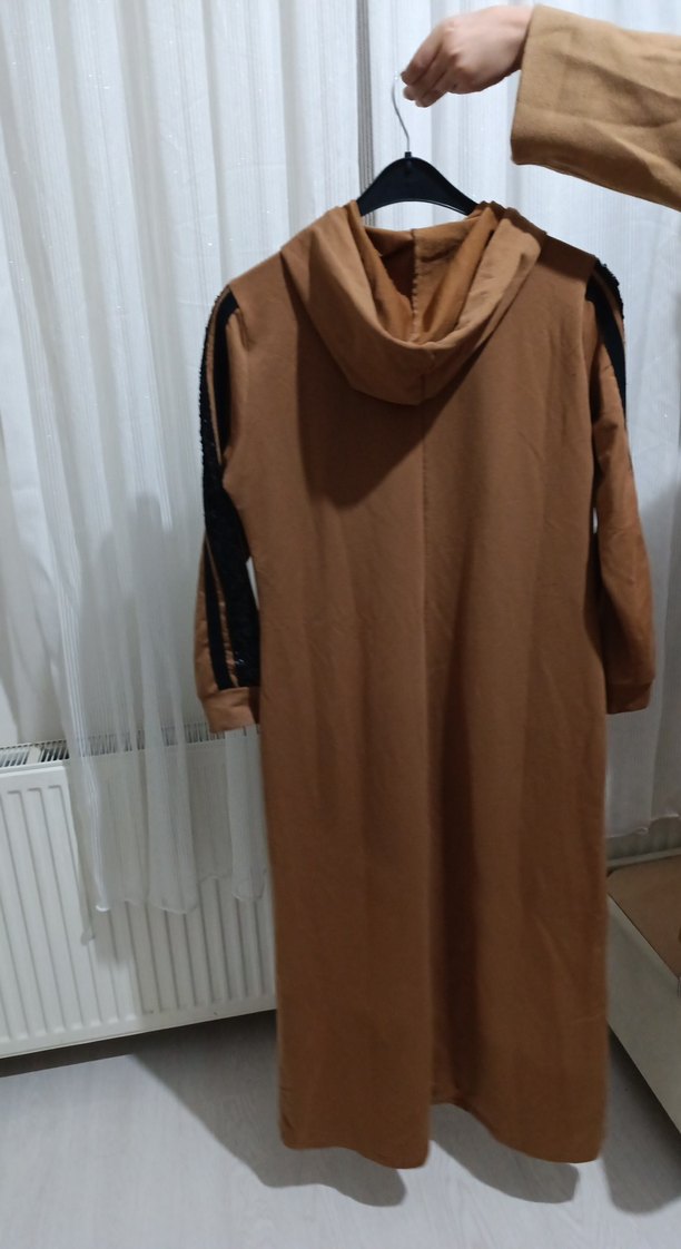 Kahverengi Uzun Kollu Kadın Tunik - Görsel 3