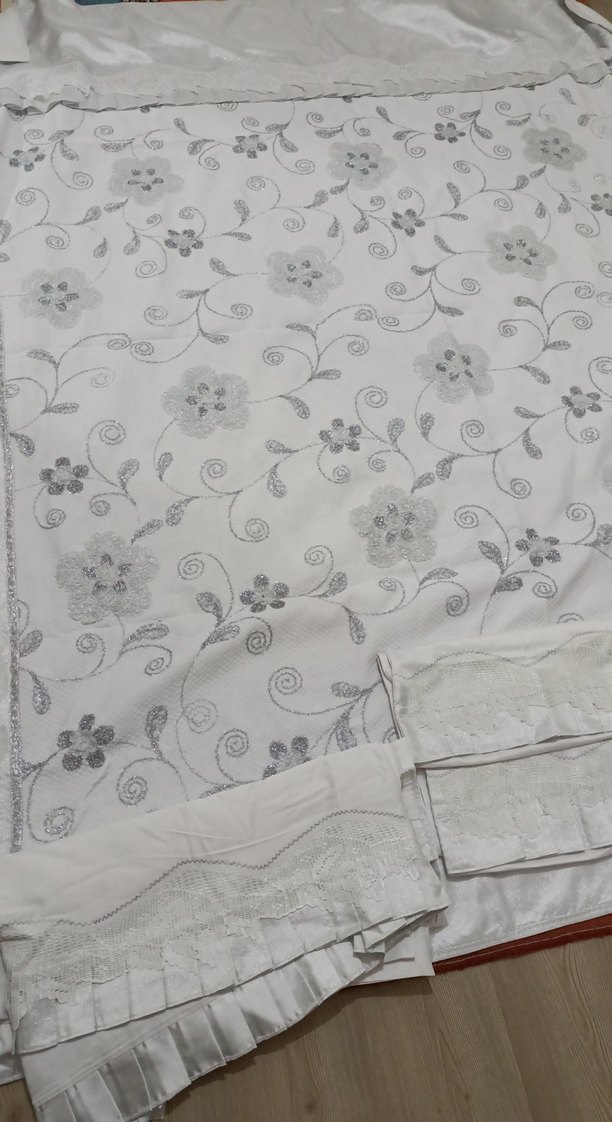 Gri Nakışlı Beyaz pike takım - Görsel 2