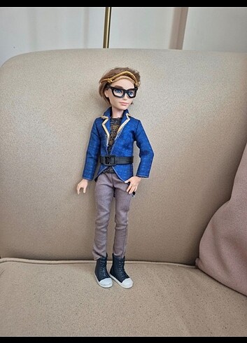 Ever after high dexter charming