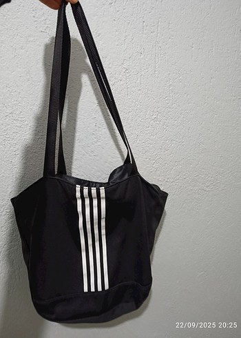 Siyah Çizgili Kadın Spor Çantası