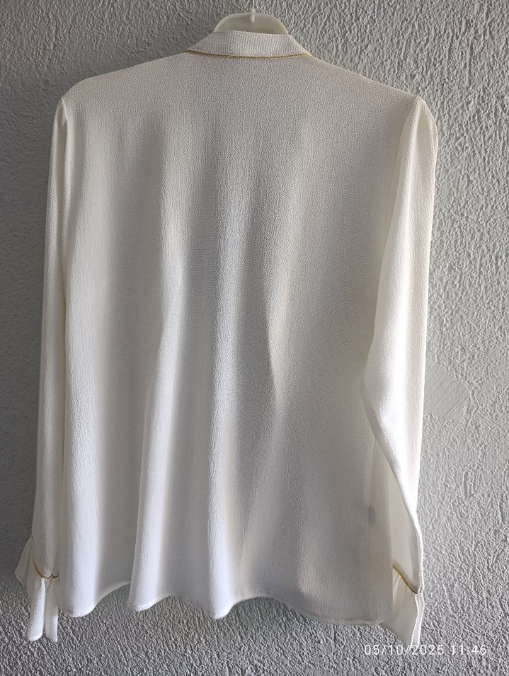Düğmeli Beyaz Keten Kadın Gömlek - Görsel 3