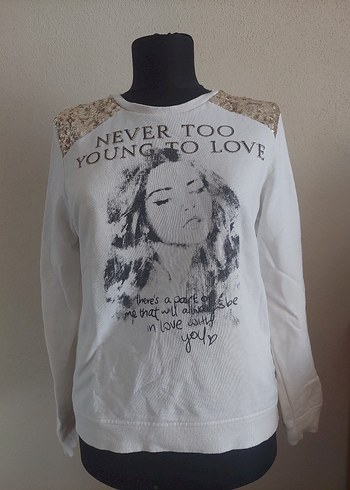 Dantel Detaylı Baskılı Kadın Sweatshirt