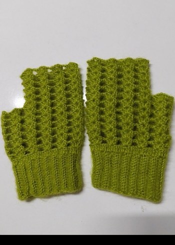 Yeşil Örgü Parmaksız Kadın Eldiveni - Görsel 4