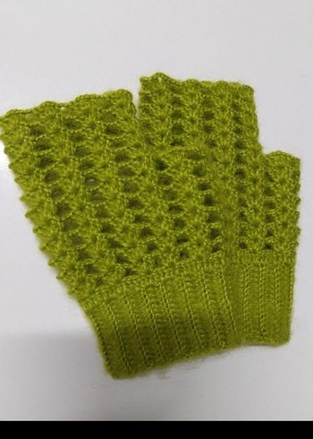 Yeşil Örgü Parmaksız Kadın Eldiveni - Görsel 3