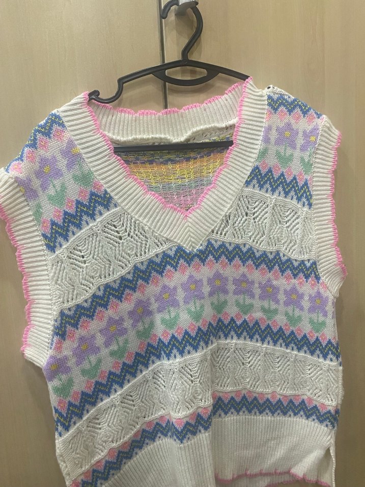 Bohem V Yaka Renkli Örgü Süveter - Görsel 2