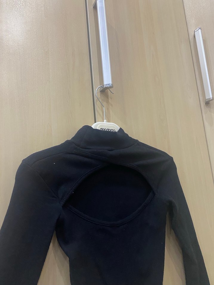 Düğmeli Siyah Yarım Balıkçı Yaka Kadın Kazak - Görsel 2