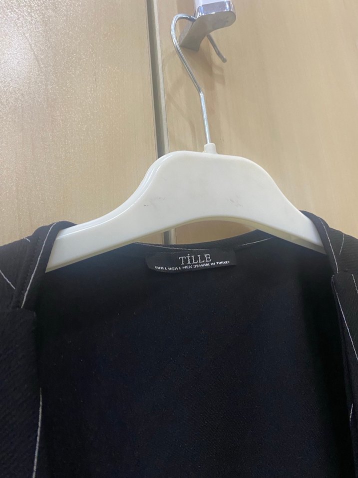 Siyah Çizgili Düğmeli Kadın Mini Yelek - Görsel 2