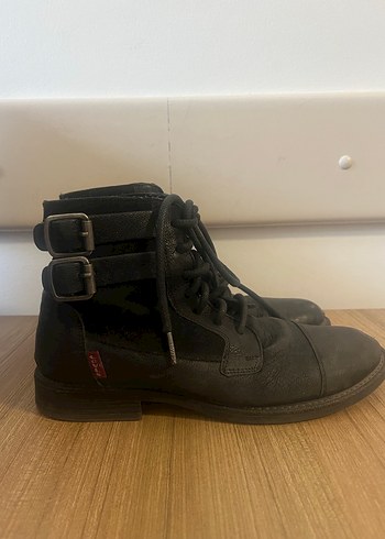 Levis Orijinal Deri Kadin Bot 37 Numara