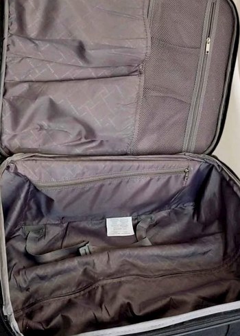 Beden siyah Renk samsonite orta boy valiz