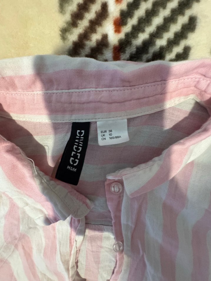 Düğmeli Pembe Keten Uzun Kollu Gömlek - Görsel 2