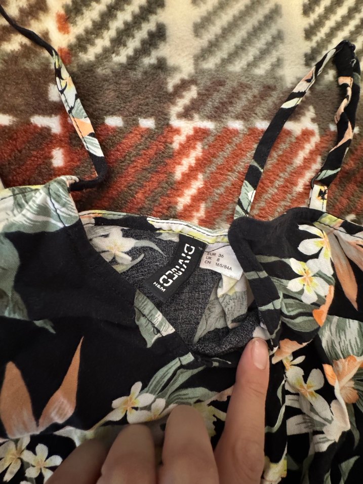 Çiçek Desenli Straplez Mini Tulum - Görsel 2