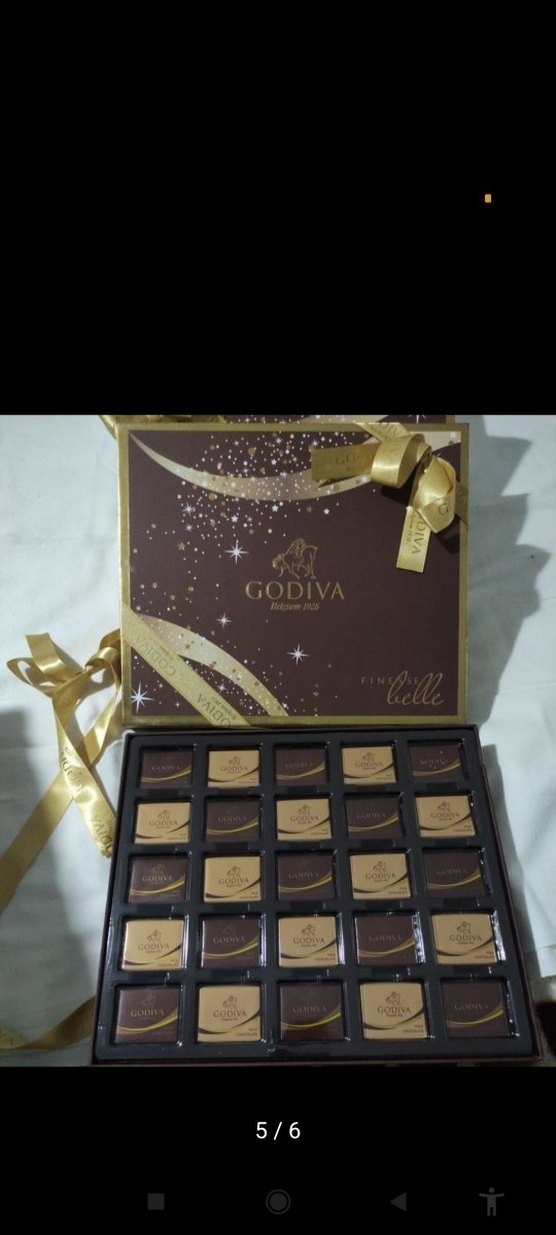 Altın Kurdeleli Godiva Çikolata Kutuları - Görsel 2