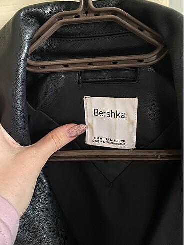 m Beden Bershka deri ceket