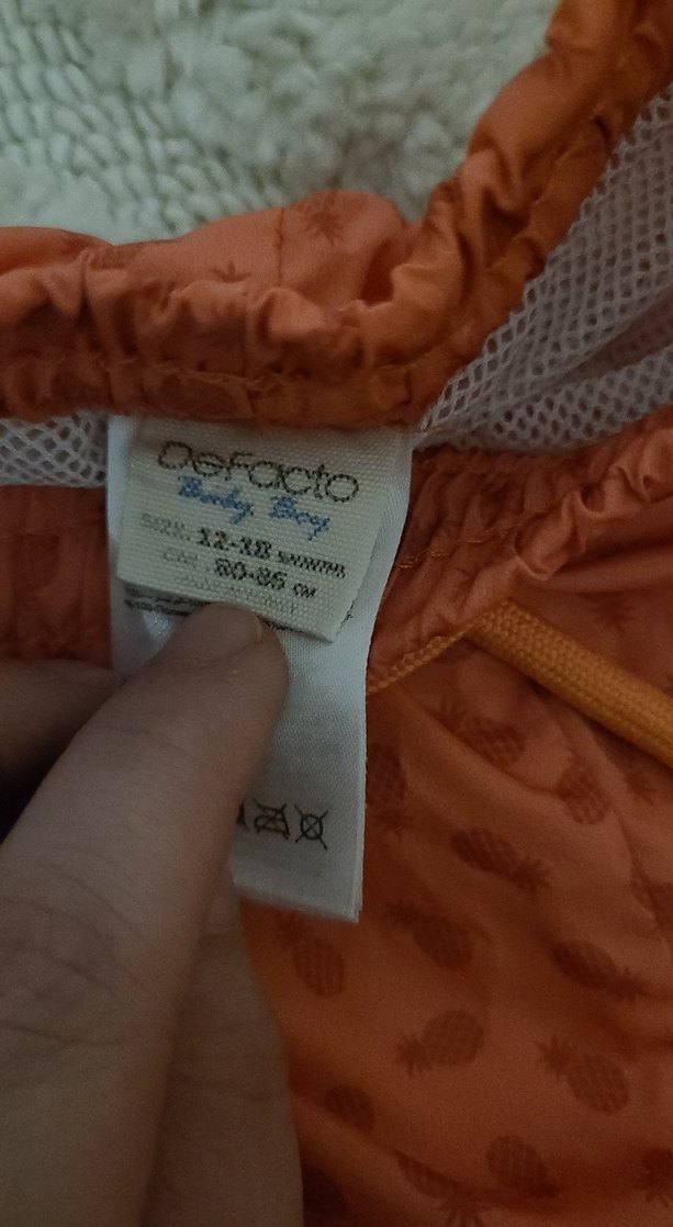 Erkek Çocuk Turuncu Desenli Deniz Şortu - Görsel 2