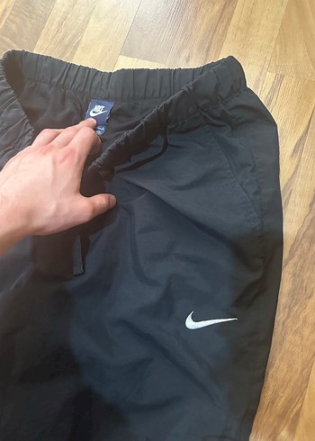 Nike Nike Siyah Kısa Kollu Yarım Boy Rüzgarlık