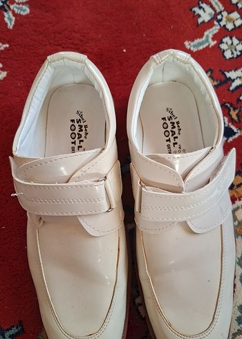 Beyaz Tokalı Erkek Çocuk Ayakkabısı - Görsel 2