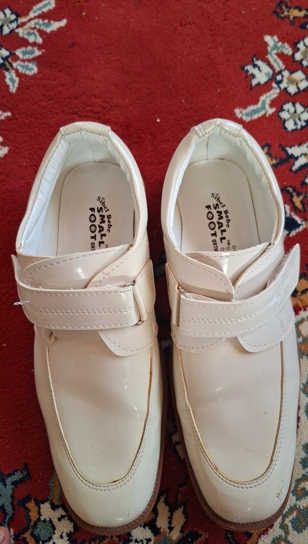 Beyaz Tokalı Erkek Çocuk Ayakkabısı - Görsel 2