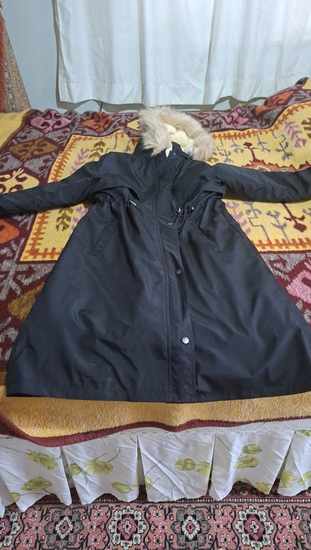 Kadın Beyaz Peluş Kürklü Kışlık Mont - Görsel 5