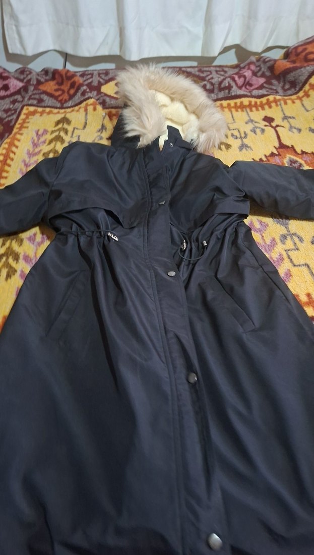 Kadın Beyaz Peluş Kürklü Kışlık Mont - Görsel 4