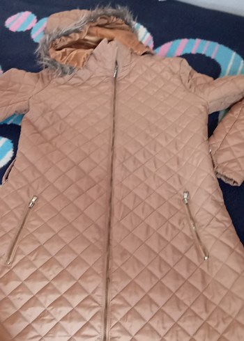 Bej Kapüşonlu Uzun Kadın Kışlık Mont