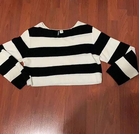 H&M Crop Kazak