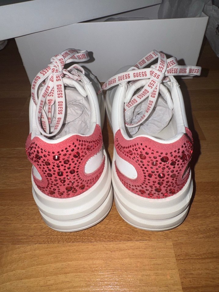 Guess Taşlı Sneaker - Görsel 3