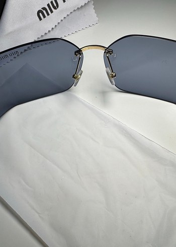Miu miu Kadın Güneş Gözlüğü - Görsel 7