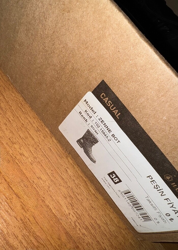 Hammer Jack Deri Kadın Bot - Görsel 4