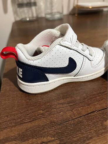 22 Beden beyaz Renk Nike spor ayakkabı