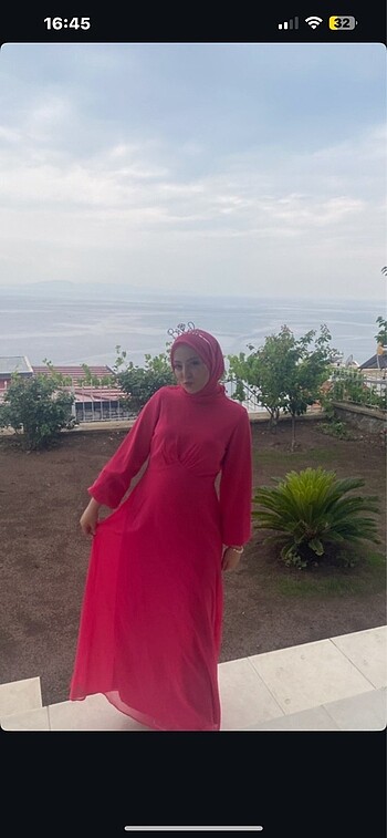 Trendyol & Milla Pembe tesettür şifon elbise