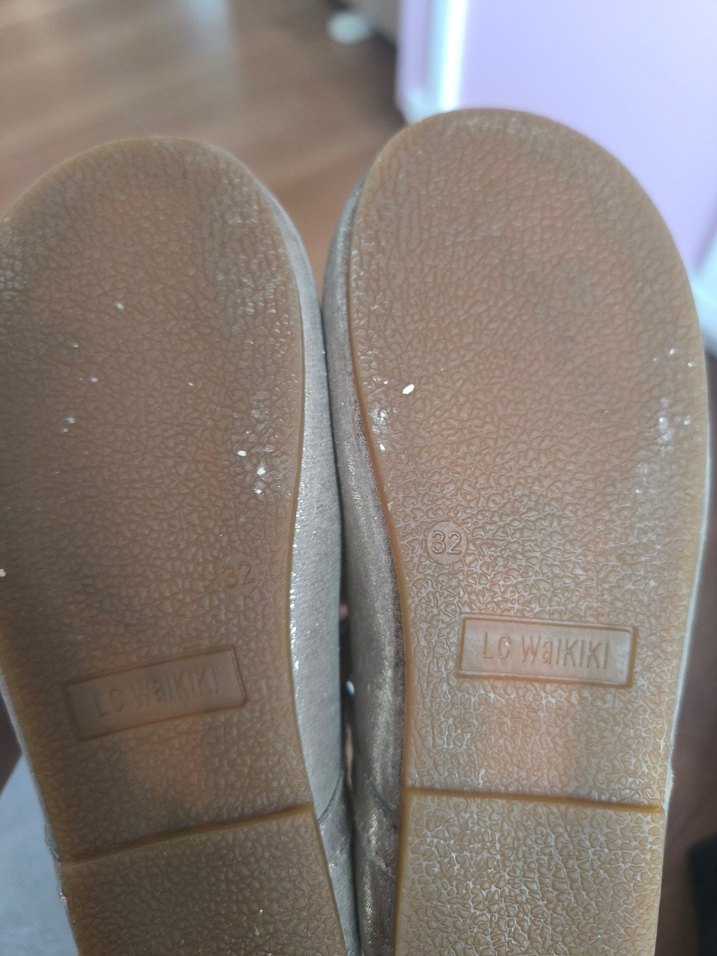 LC Waikiki parlak çocuk babet - Görsel 4