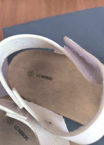 LC Waikiki kız çocuk sandalet - Görsel 3